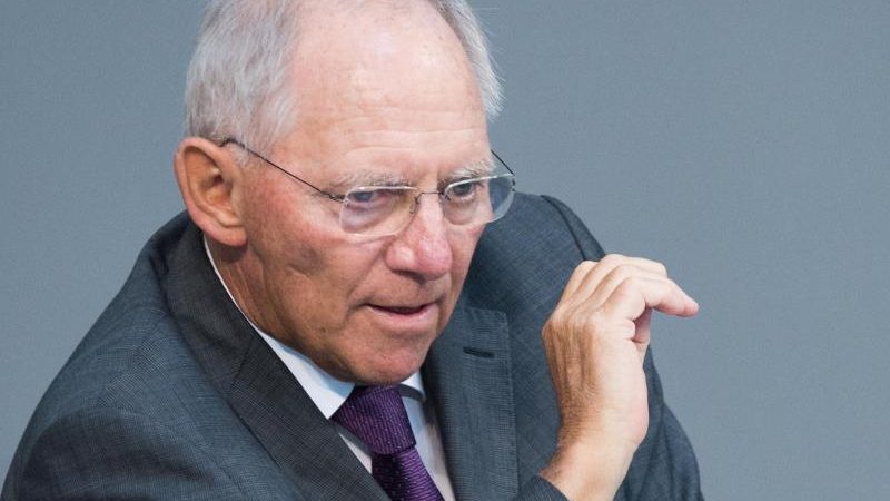 Schäuble mahnt rasche Fortschritte in Griechenland-Verhandlungen an