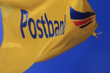 Kurswechsel: Deutsche Bank gibt Postbank-Mehrheit auf
