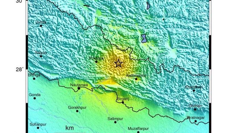 Schweres Erdbeben der Stärke 7,5 in Nepal