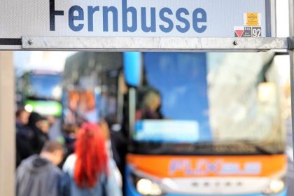 Institut: Fernbus-Fahren wird teurer
