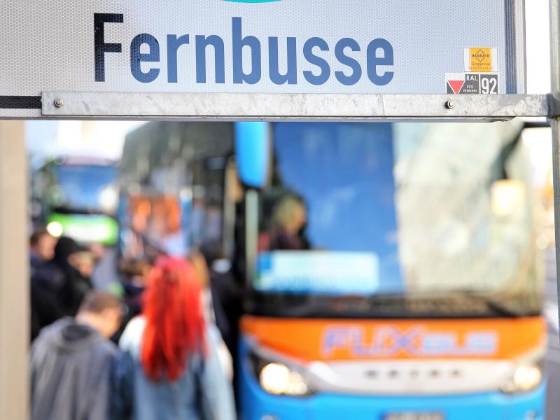 Institut: Fernbus-Fahren wird teurer