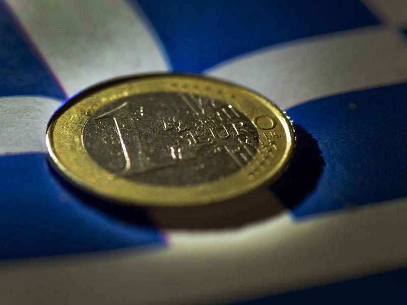 Große Mehrheit der Griechen will Euro behalten
