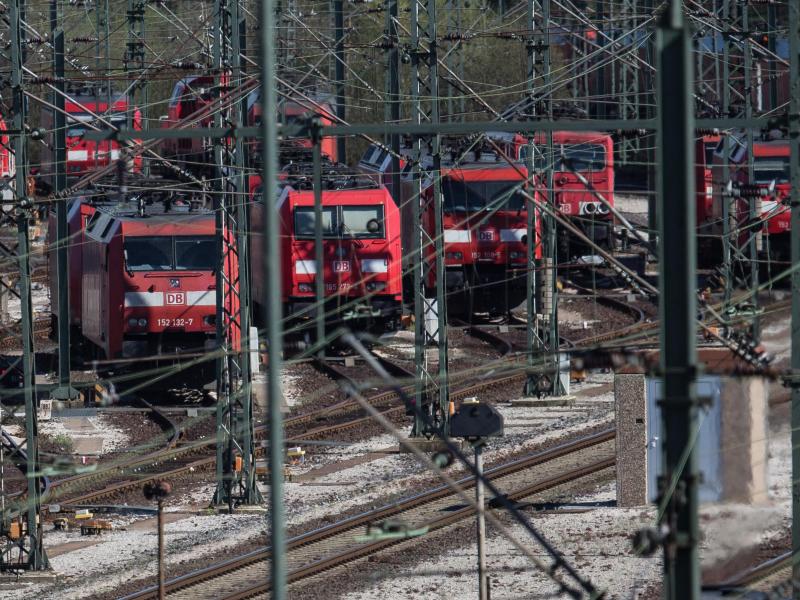 Spitzengespräch GDL-Bahn soll Bewegung in Tarifkonflikt bringen