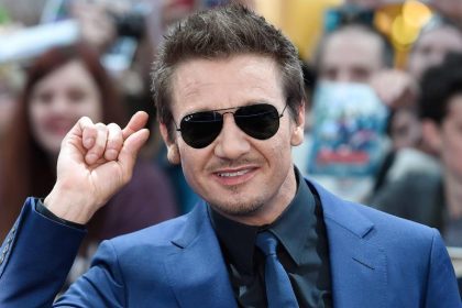 Jeremy Renner: Mit Karaoke gegen Lampenfieber