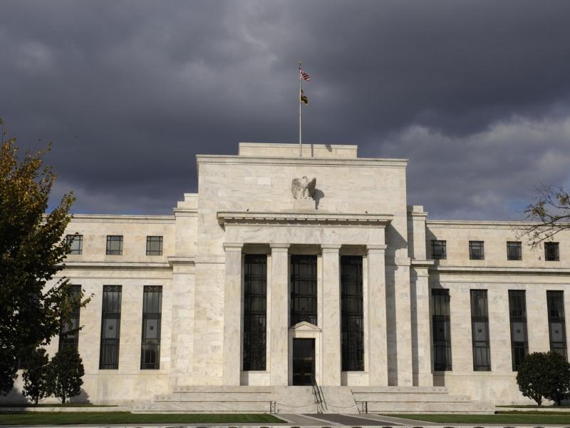 US-Notenbank bleibt bei Zeitpunkt für Zinswende vage