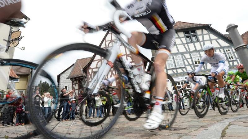 Nach Bombenfund in Frankfurt: Radrennen soll starten