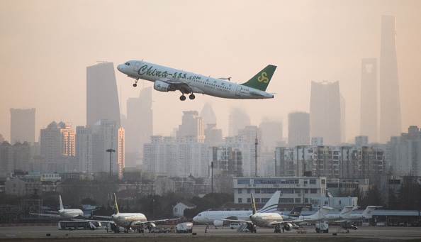 Mysteriöse Flugstreichungen in Shanghai: Verhinderte China die Flucht eines Top-Verbrechers?