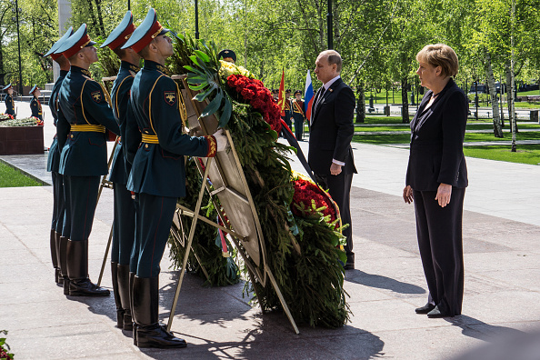 Merkel und Putin beschwören in Moskau friedliche Lösung der Ukraine-Krise