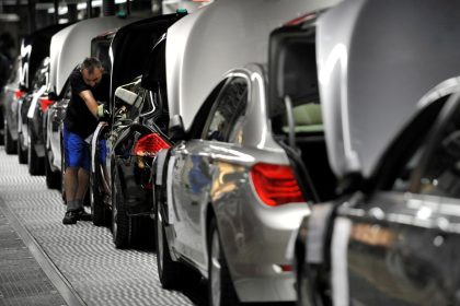 Ifo-Branchenindikator: Lage der deutschen Autohersteller leicht verbessert