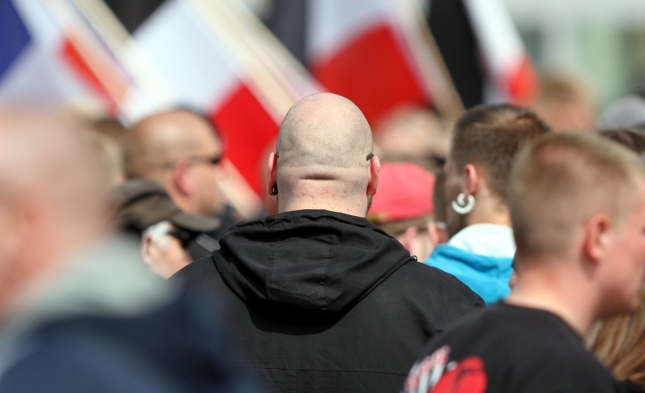 Weimar: Rechtsextreme stürmen Kundgebung zum 1. Mai