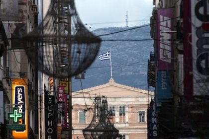 Bericht: Großinvestoren fahren Investments in Griechenland zurück