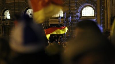 Polizei meldet erneut rund 3.000 Menschen bei Pegida in Dresden