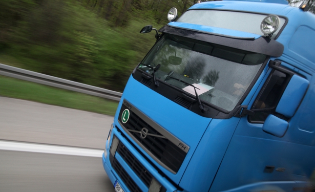 Daimler sieht in selbstfahrenden Lastwagen die Zukunft