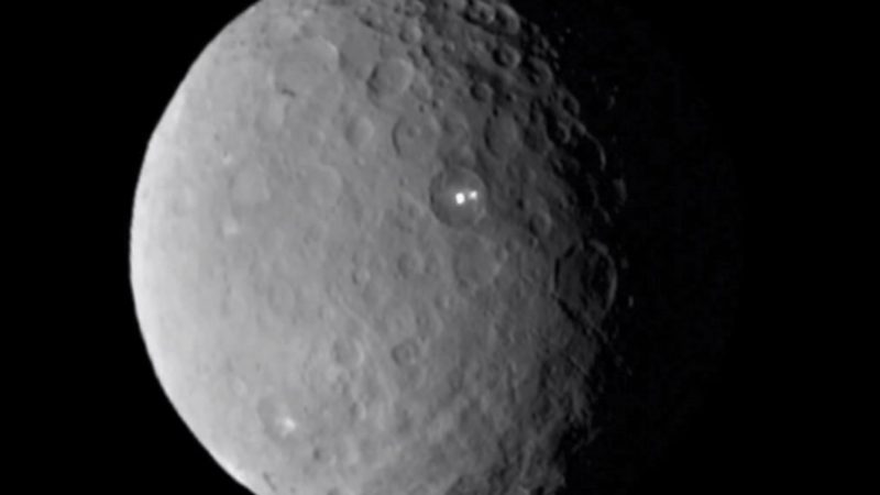 Mysteriöse Lichtquellen auf Asteroiden scheinen die NASA nicht zu interessieren
