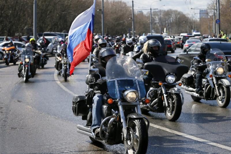 «Nachtwölfe» auf dem Weg nach Berlin
