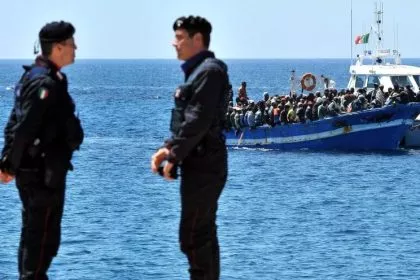 Italienische Polizei überwacht „Sea Watch 3“ – Salvini will „niemandem erlauben, das Schiff zu verlassen“