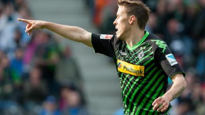 Gladbach feiert späten Sieg in Berlin