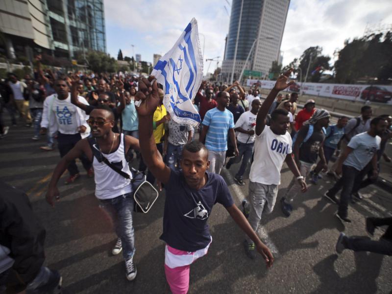 Heftige Proteste gegen Polizeigewalt in Tel Aviv