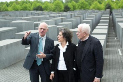 Holocaust-Mahnmal – Wie ein Knoten im Taschentuch
