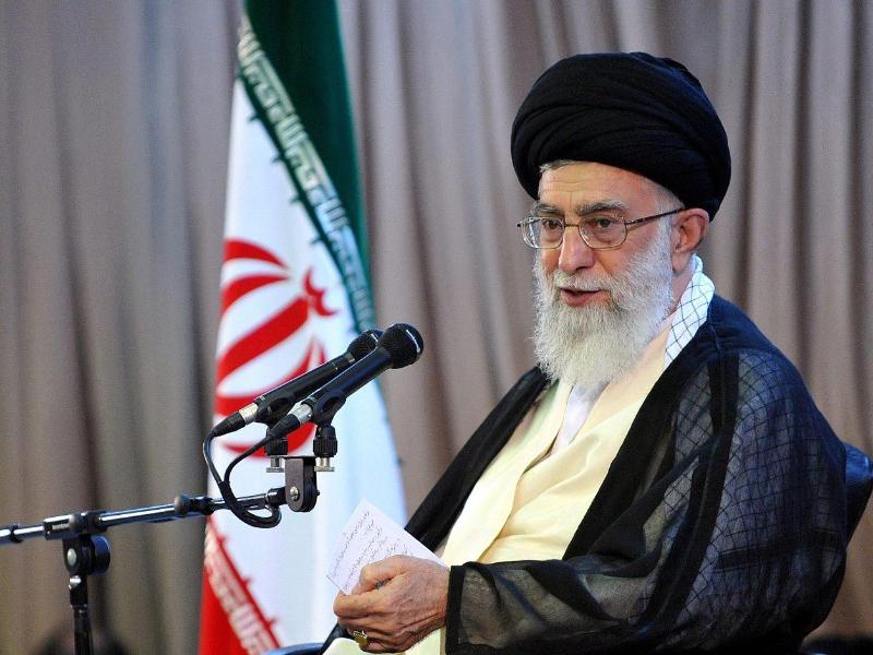 Teheran: Chamenei leitet erstmals seit acht Jahren Freitagsgebet