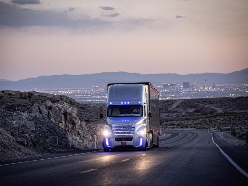 USA: Daimler erhält Zulassung für selbstfahrenden Lkw