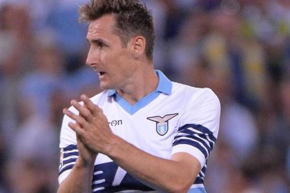 Lazio und Klose verlieren gegen Inter und Podolski