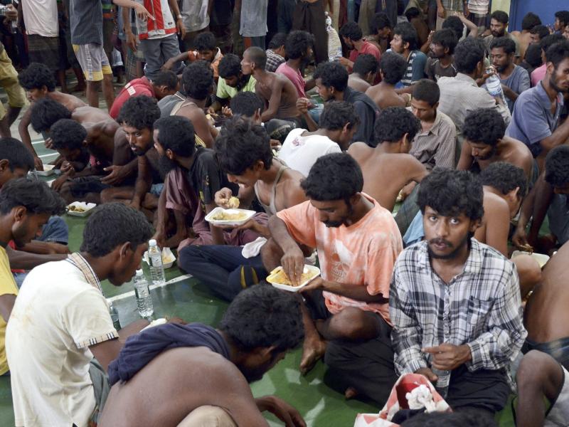 Laut Organisation für Migration 8000 Bootsflüchtlinge in Gefahr