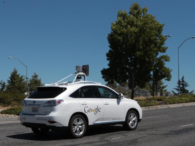 Googles fahrerlose Autos sind ab Sommer auf der Strasse