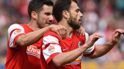 2:1 gegen FC Bayern: Freiburg völlig aus dem Häuschen