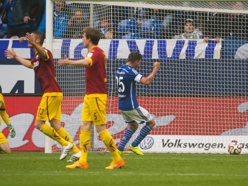 Schalke sichert mit glücklichem 1:0 Europa League
