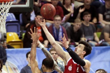 Bayern im Halbfinale – Ulm gleicht gegen Bonn aus