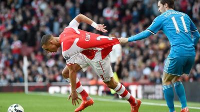 Sunderland bleibt in Premier League, Arsenal Dritter