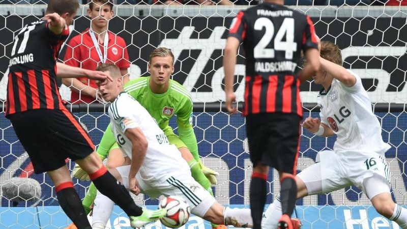 Eintracht-Sieg gegen Bayer – Jubel über Platz 9
