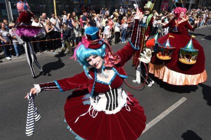 Auch das gab es zu Pfingsten: Bunter Umzug beim Karneval der Kulturen in Berlin