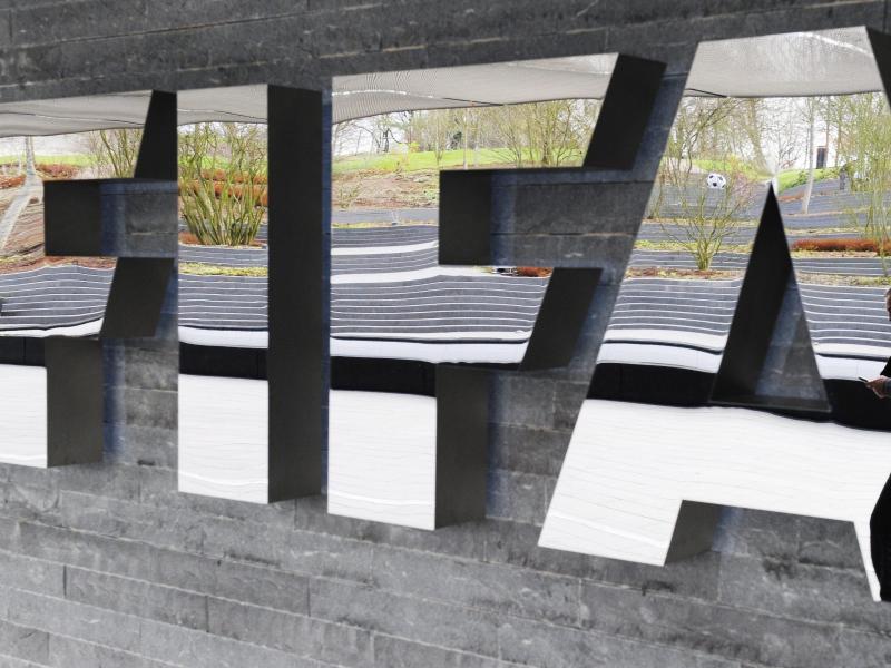 Polizeieinsatz gegen FIFA-Funktionäre – Sechs Festnahmen