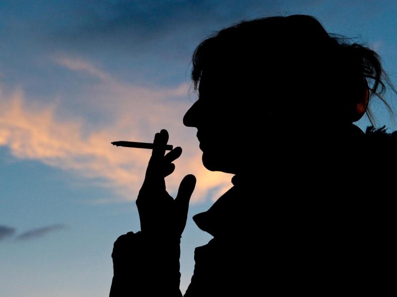 Mehr Frauen sterben an Folgen des Rauchens