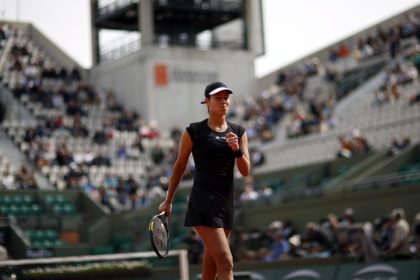 Ivanovic in Paris als erste Spielerin im Achtelfinale
