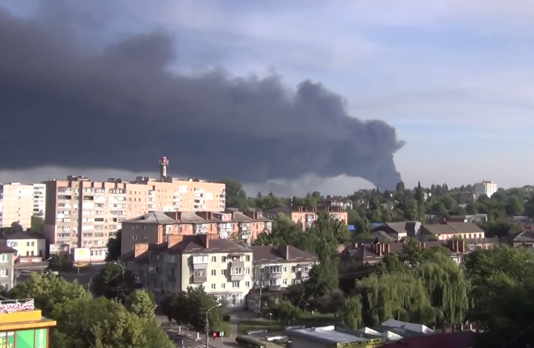 Kiewer Großfeuer könnte sauren Regen bis nach Deutschland bringen