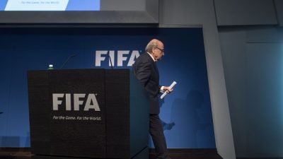 FIFA-Skandal: Der ewige FIFA-Chef geht nun doch