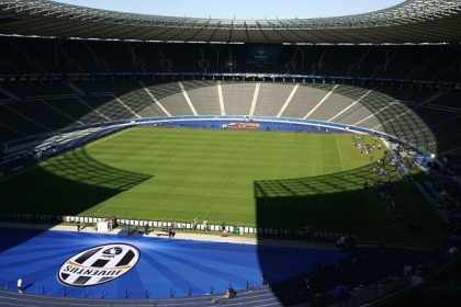 Champions League: Promis, Privatjets und letzte Tickets