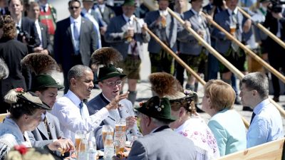 G7 „volksnah“ – Bürger-Treffen im Dörfchen Krün: Bundeswehr flog Journalisten mit Hubschraubern zu Merkel und Obama