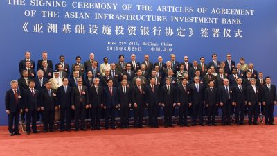 AIIB Gründung in Peking: 57 Staaten starteten Chinas neue Weltbank