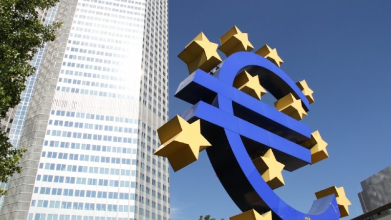 EZB weitet Notfallkredite für Athen um fast eine Milliarde Euro aus