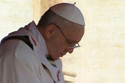 Papst Franziskus: Eine Art Dritter Weltkrieg findet statt