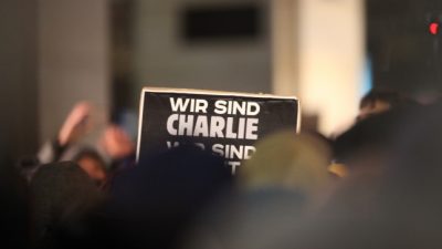 „Charlie Hebdo“-Chefredakteur: Wir stehen unter ständigem Polizeischutz