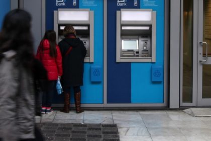 Chefin der EU-Abwicklungsbehörde warnt vor Banken-Pleiten in Griechenland