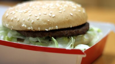 Bauernverband: Fast-Food-Ketten sollen mehr für Fleisch zahlen