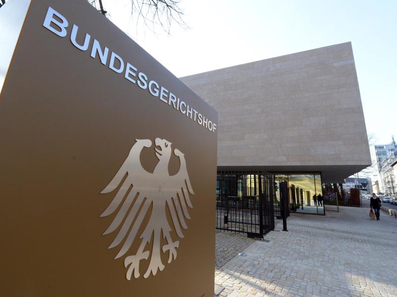 Mit dem Messer gegen die Abschiebung: Karlsruhe bestätigt Verurteilung