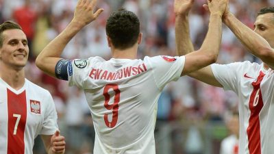 Lewandowski lässt Polen träumen – CR7 mit Dreierpack