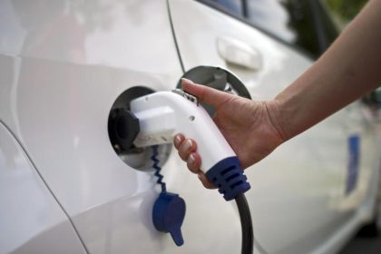 Bundesregierung kündigt zusätzliche Förderung von E-Autos an